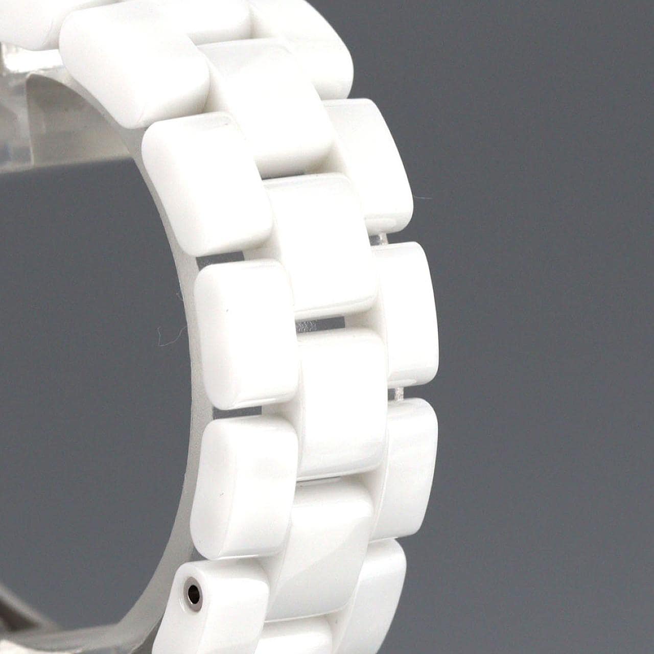 シャネル J12 33mmセラミック H0968 セラミック クォーツ