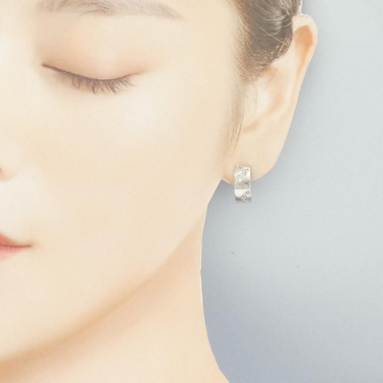 K18WG ダイヤモンド ピアス 0.2CT