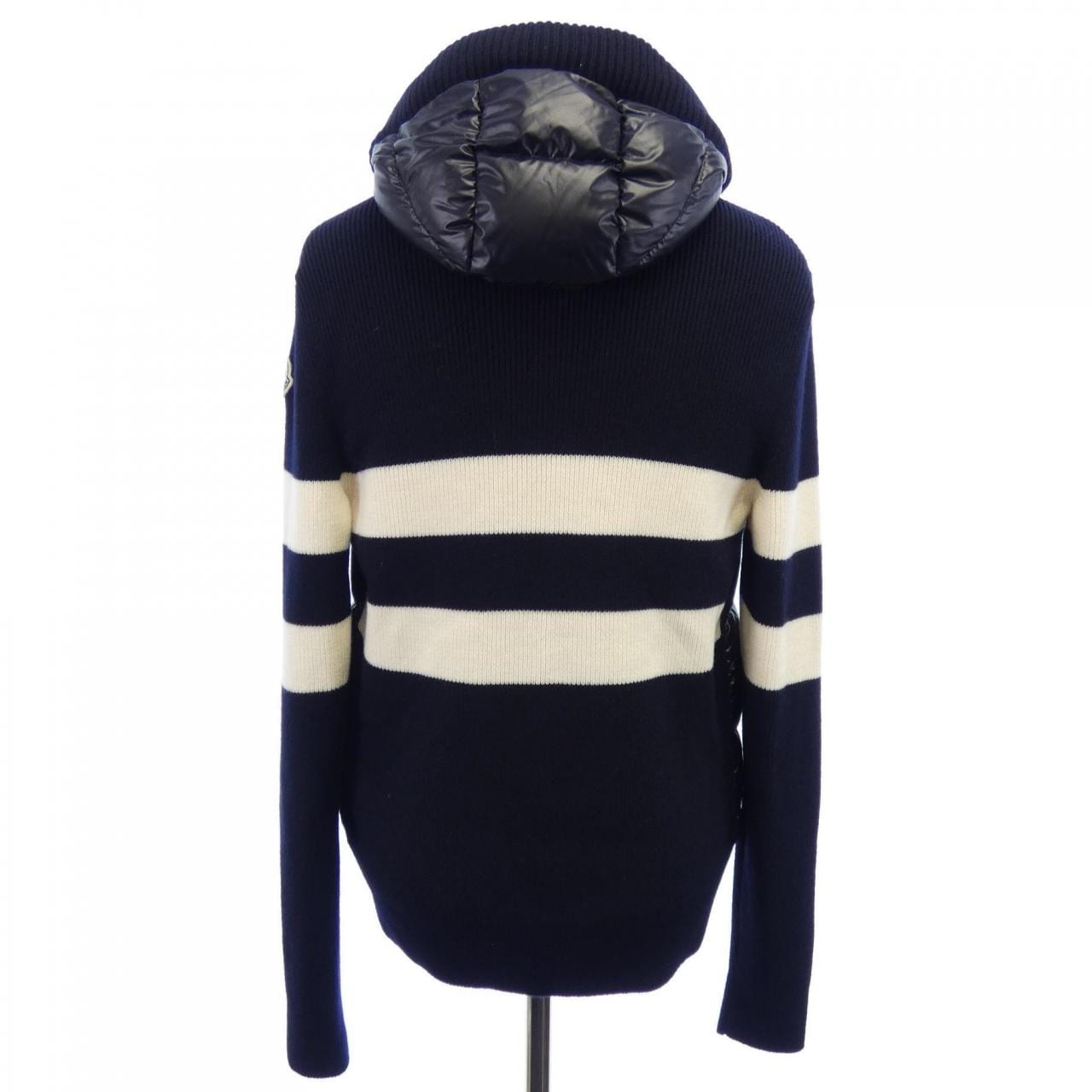 モンクレール MONCLER 20919B00017 ダウンジャケット