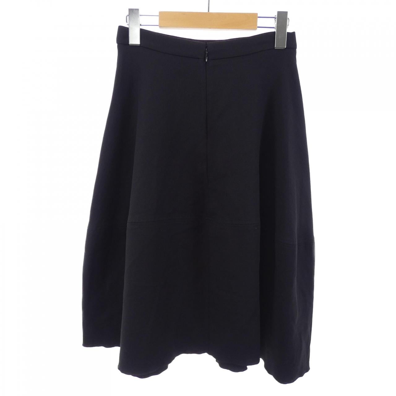 サルヴァトーレフェラガモ SALVATORE FERRAGAMO スカート