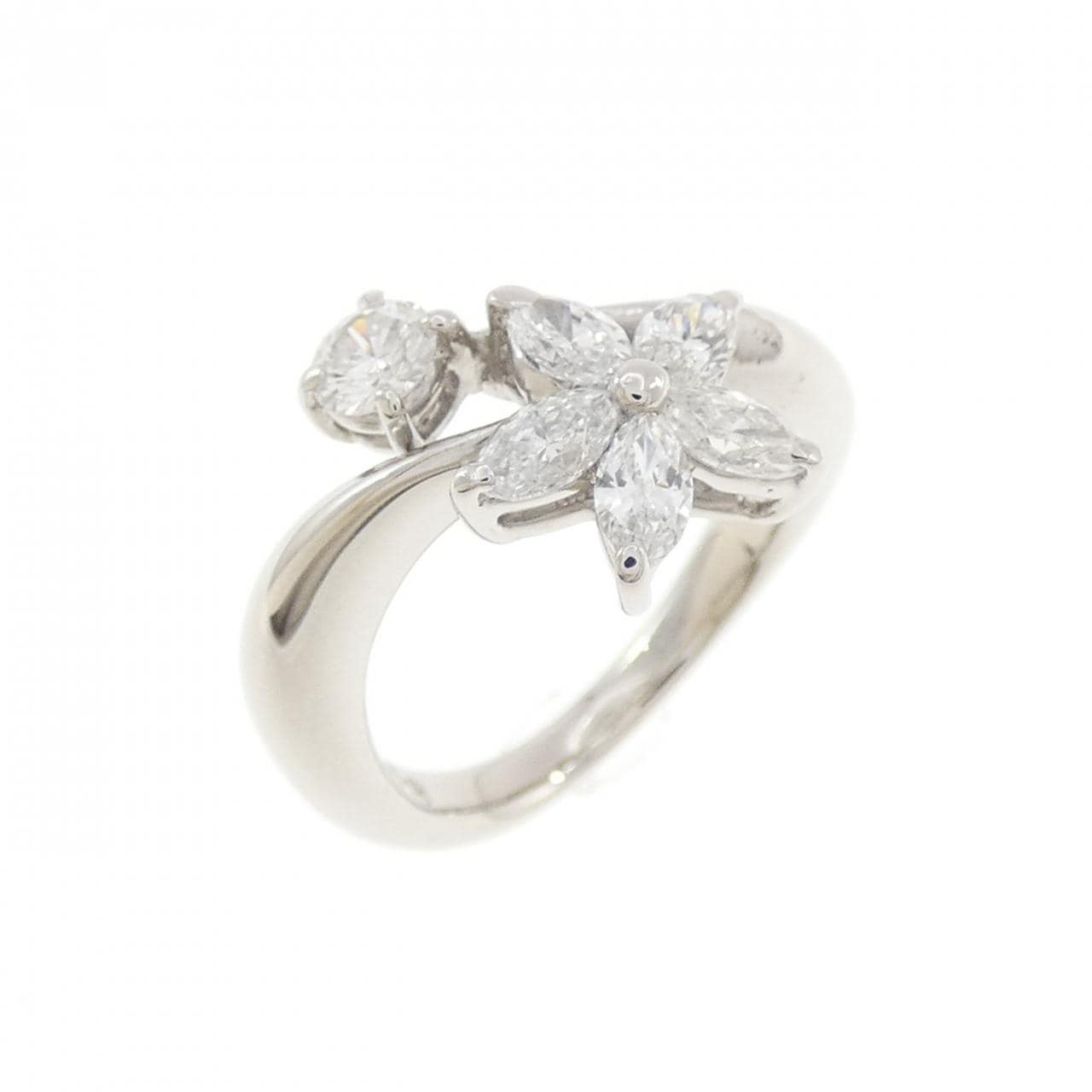 PT900 フラワー ダイヤモンド ピンキーリング 0.58CT