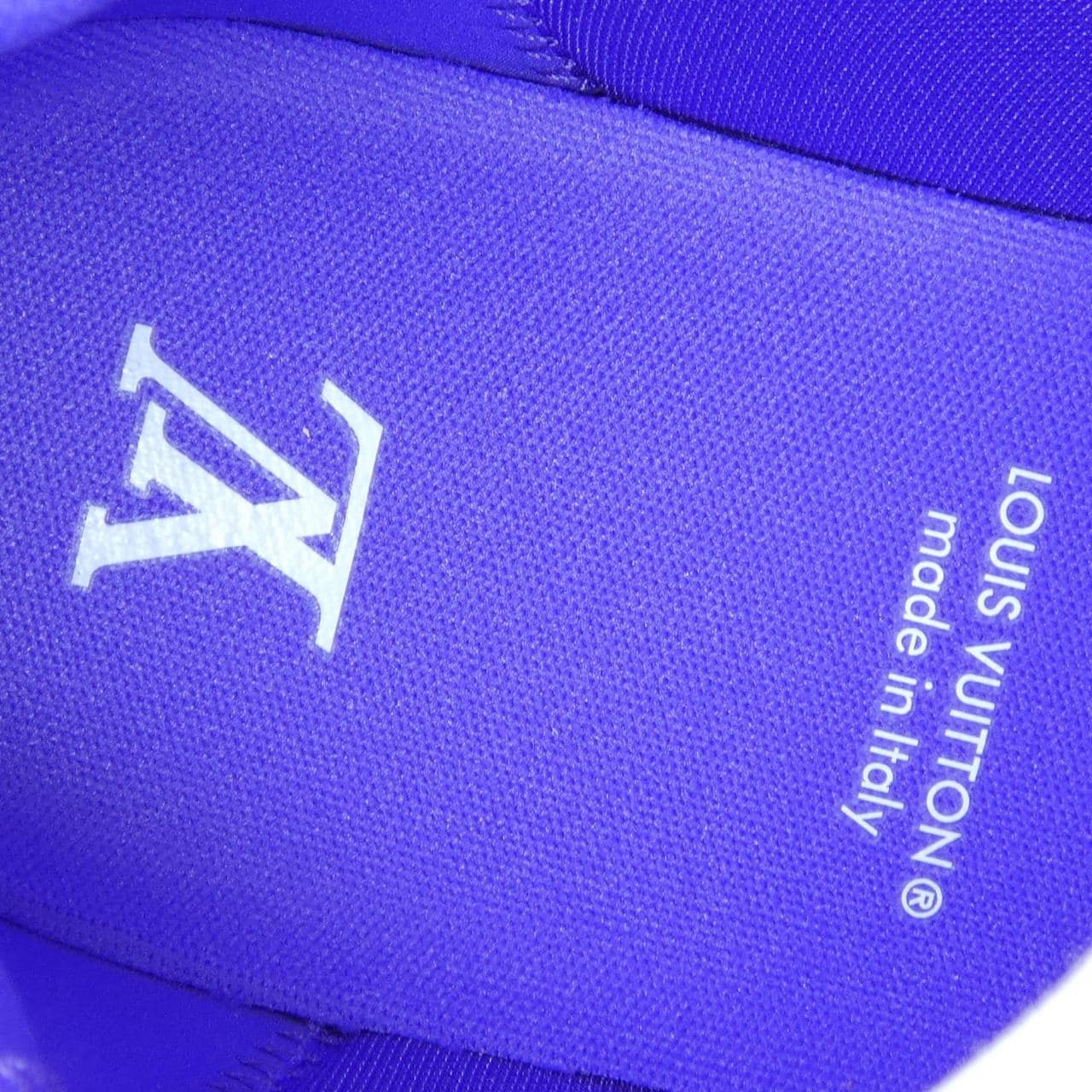 LOUIS LOUIS VUITTON sneakers