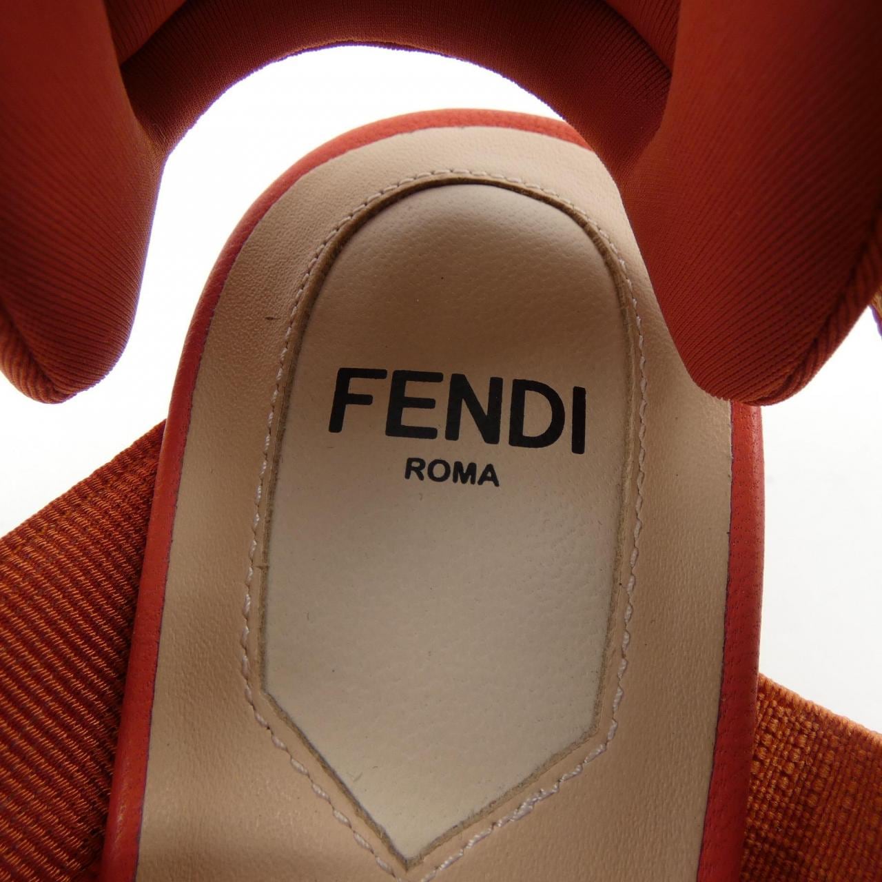 フェンディ FENDI コリブリ　スリングバック パンプス