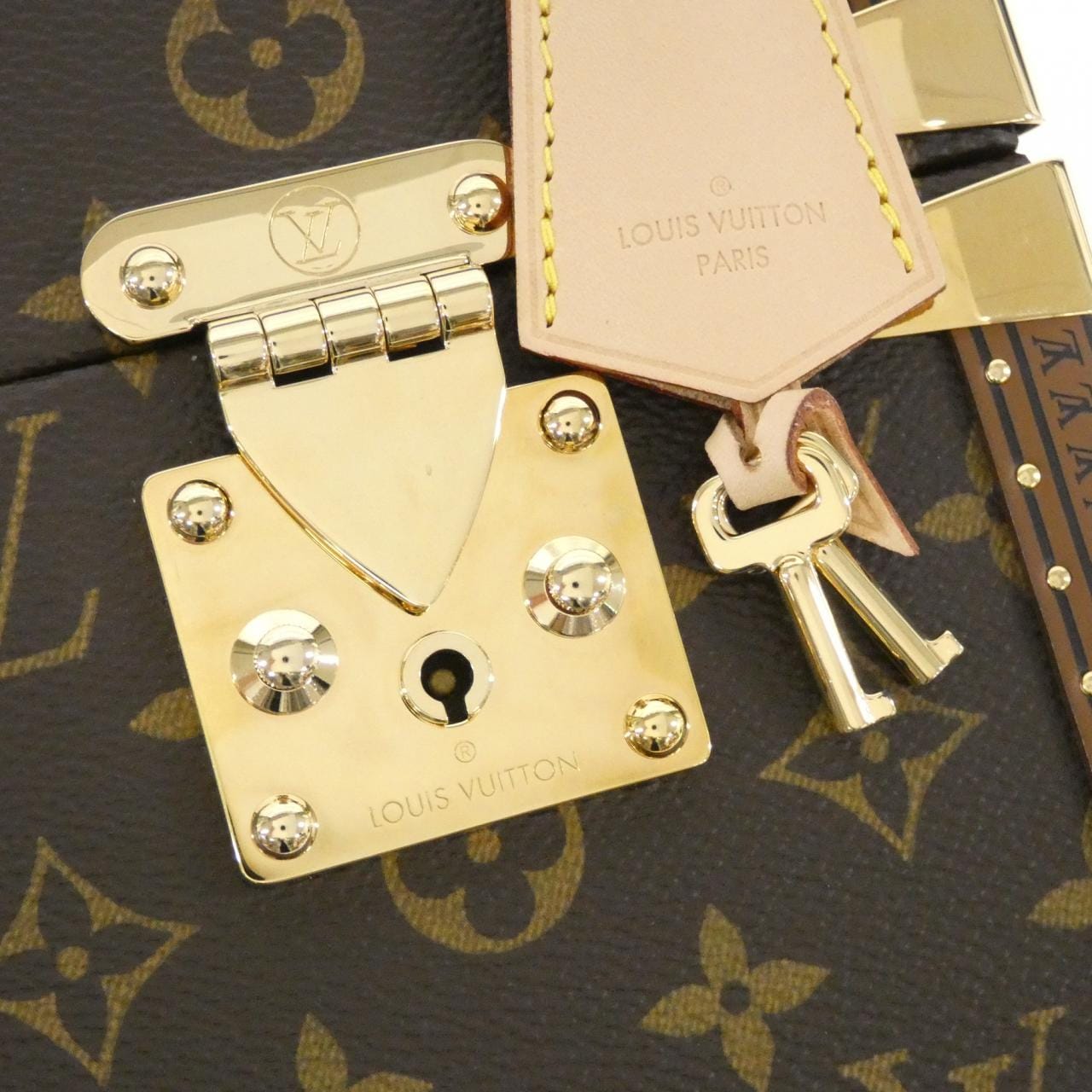 ルイヴィトン モノグラム カメラ ボックス M10079 ショルダーバッグ