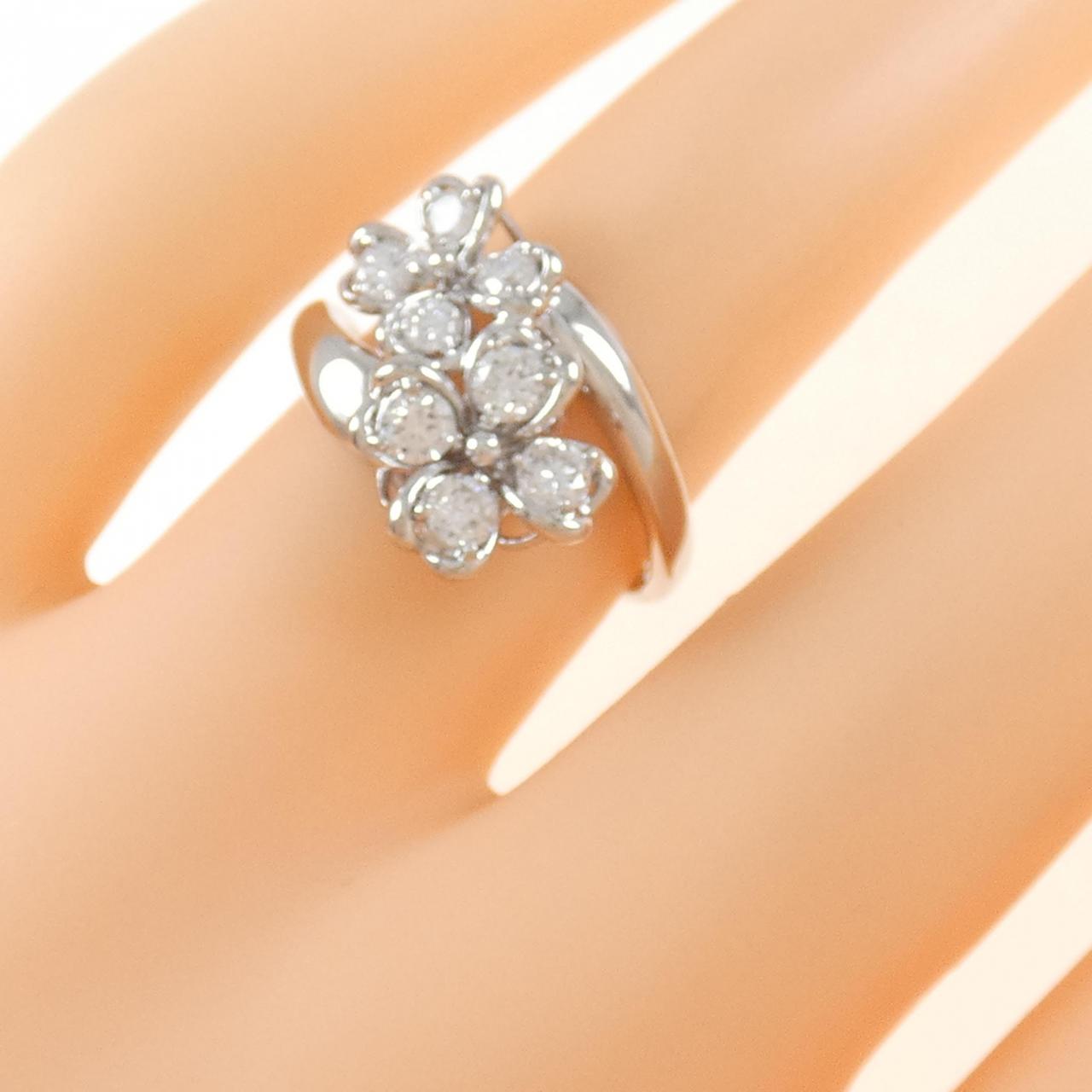 PT フラワー ダイヤモンド リング 0.53CT