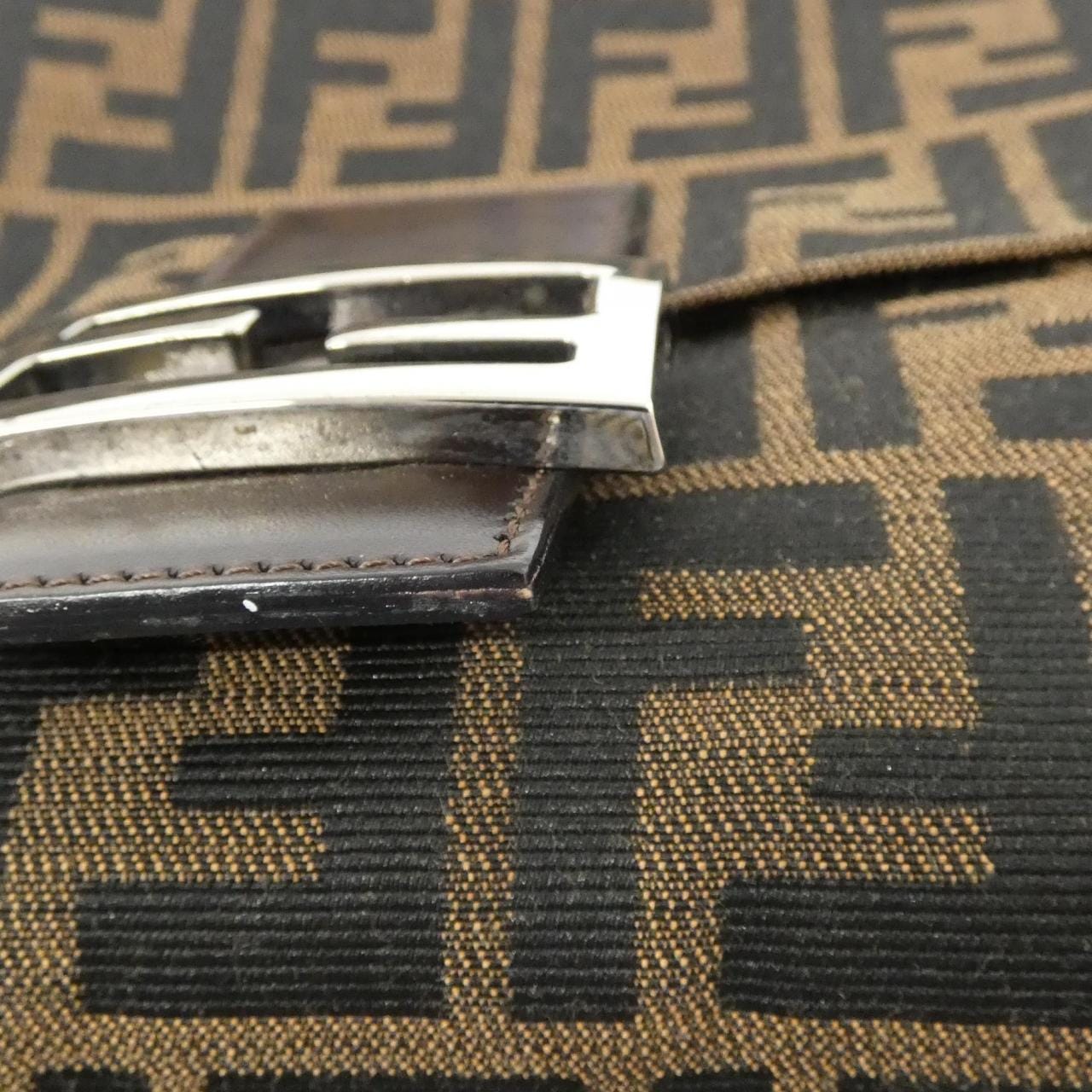 [vintage] FENDI Mamma Baguette 26325 单肩包