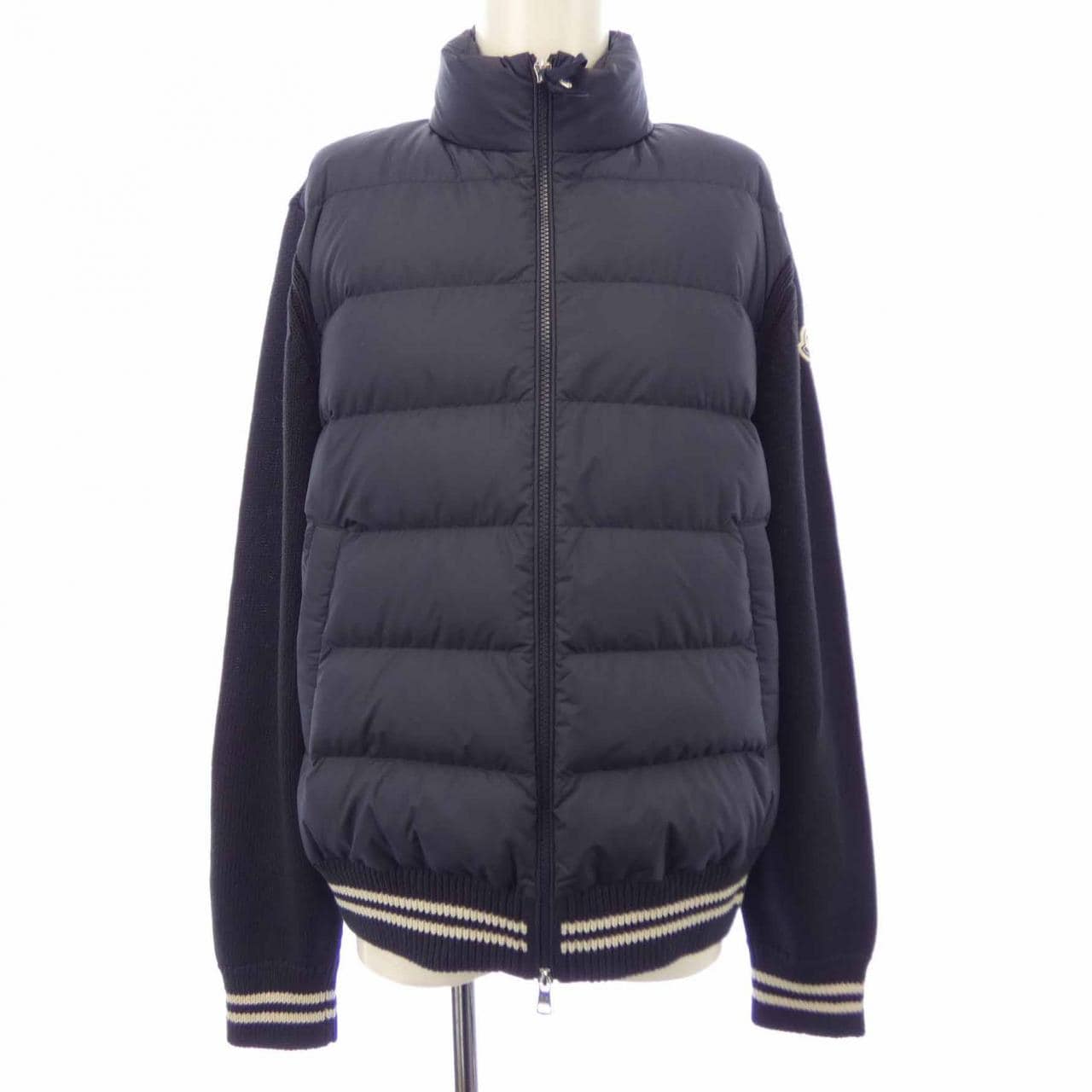 モンクレール MONCLER 20919B00033 ダウンジャケット