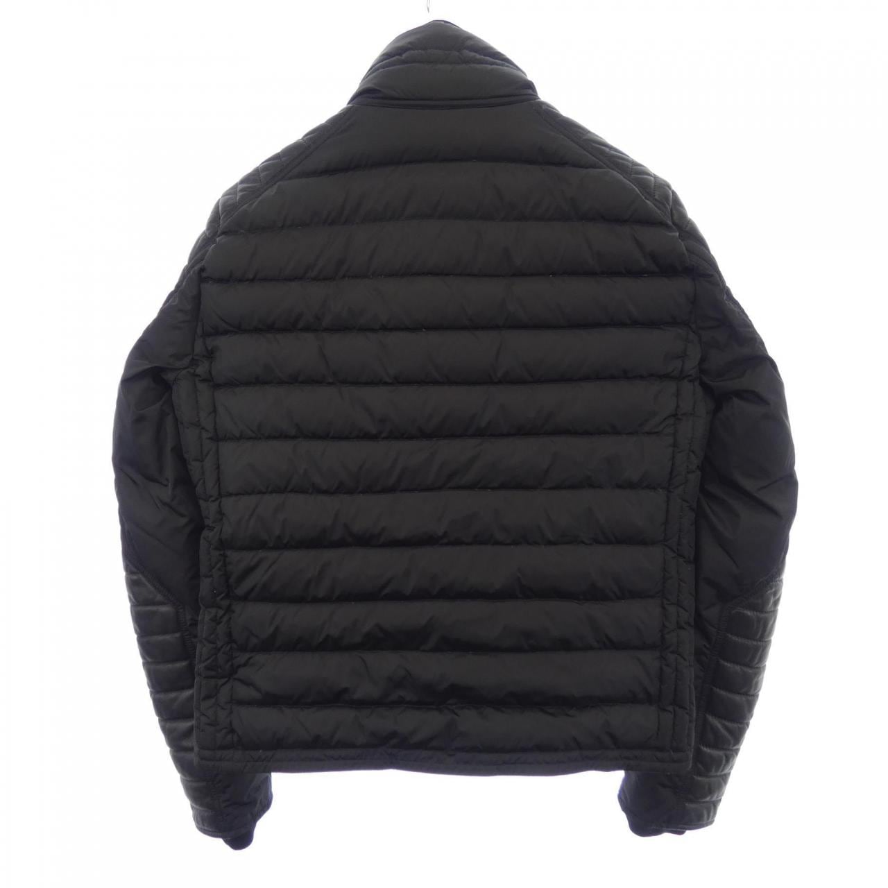 モンクレール MONCLER ダウンジャケット