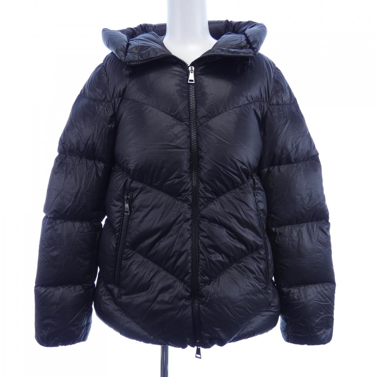 モンクレール MONCLER ダウンジャケット