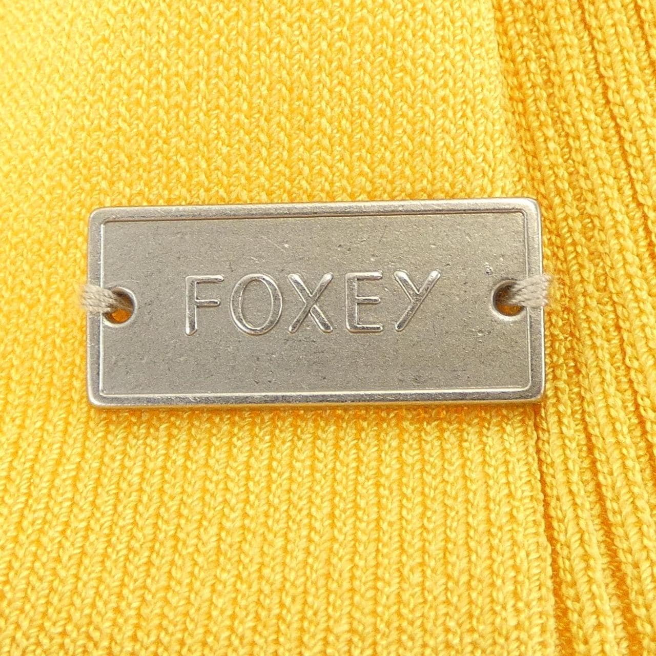 フォクシー FOXEY トップス