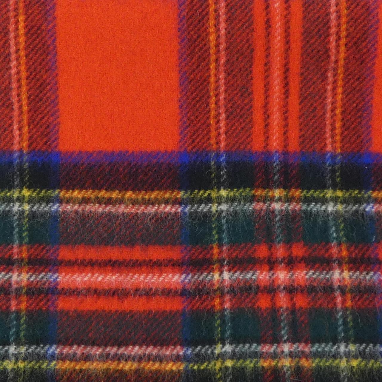 ジョンストンズ JOHNSTONS OF ELGIN MUFFLER