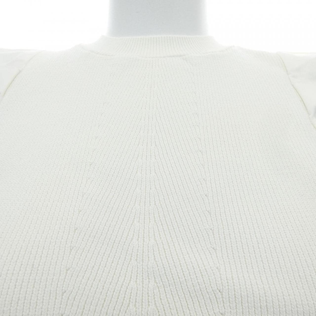 ソブ SOV. トップス