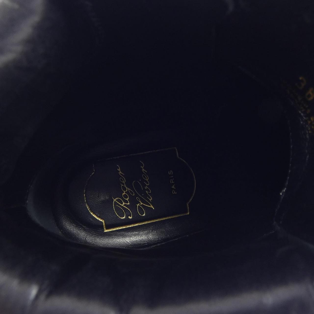 ロジェヴィヴィエ ROGER VIVIER ヴィヴ レンジャーストラスバックル ブーツ