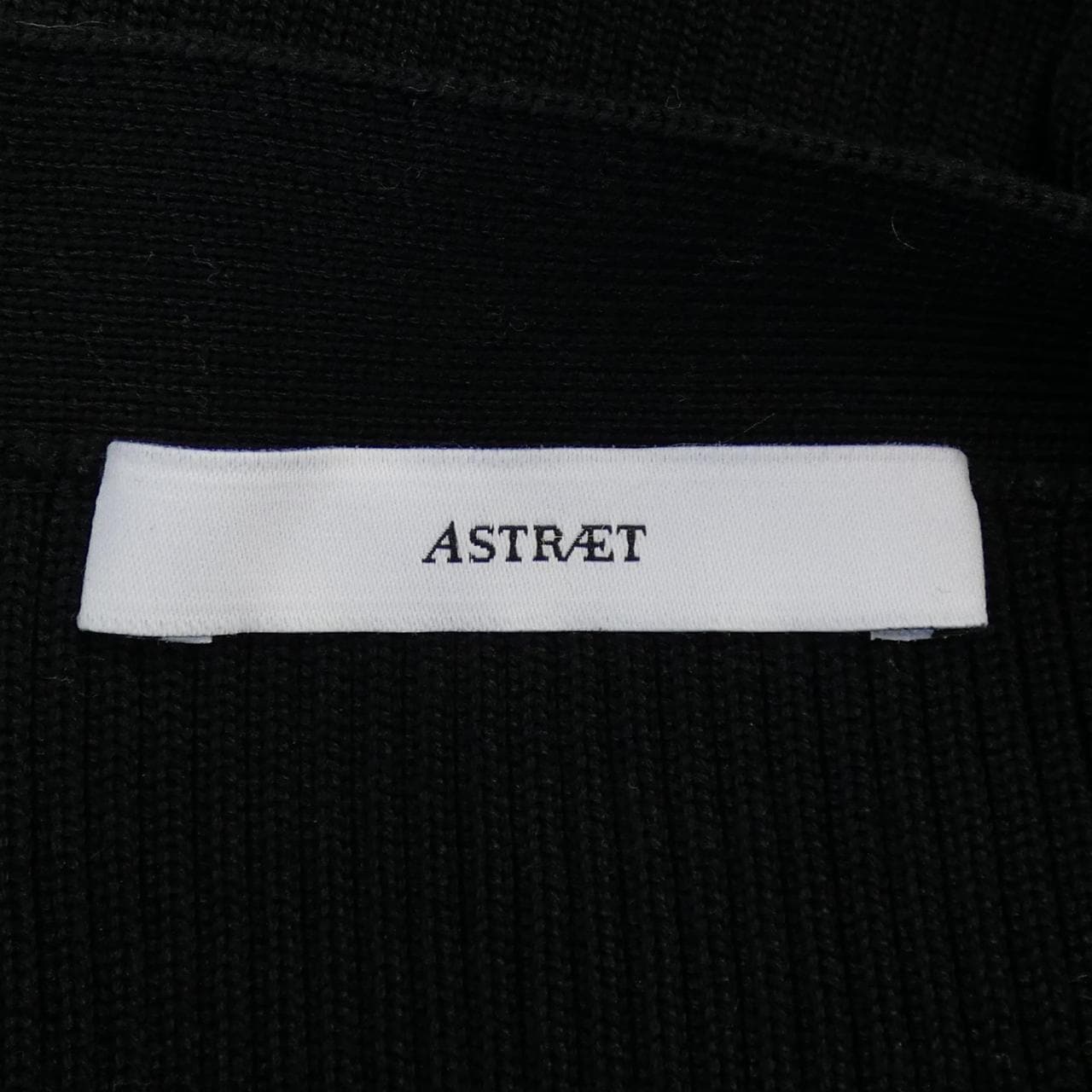 ASTRAET cardigan