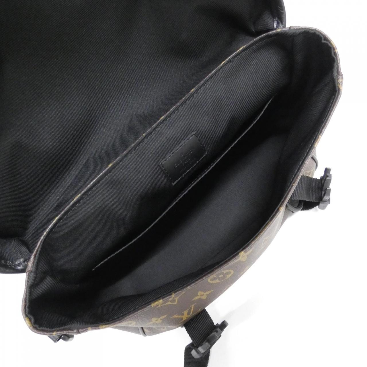 ルイヴィトン モノグラム マカサー LV トレイル メッセンジャー M46972 ショルダーバッグ