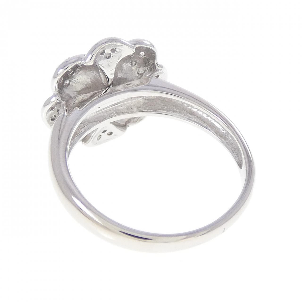 K18WG フラワー ダイヤモンド リング 0.34CT