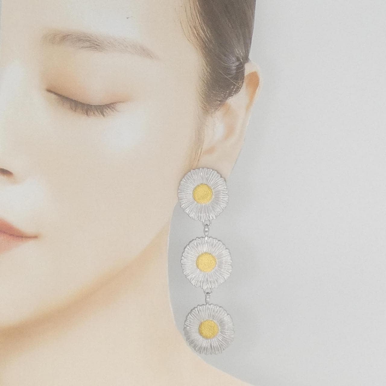 [BRAND NEW] BUCCELLATI Blossom Vermeil Earrings