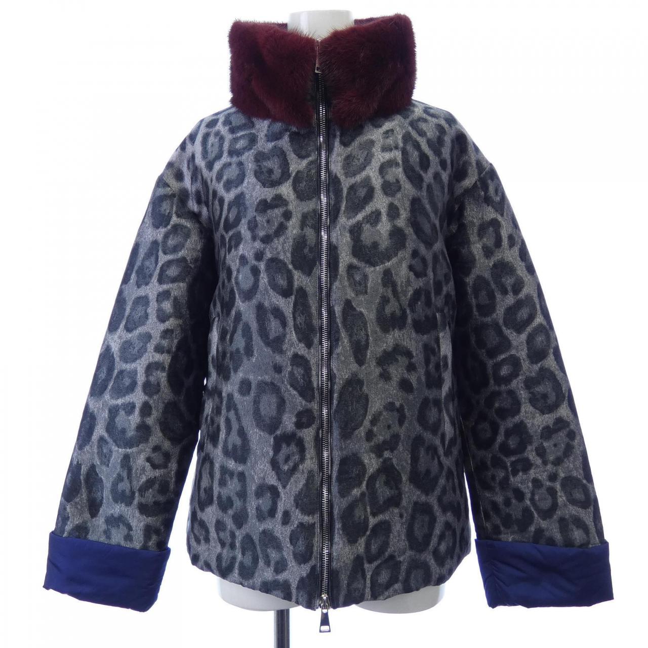 モンクレール MONCLER ダウンジャケット