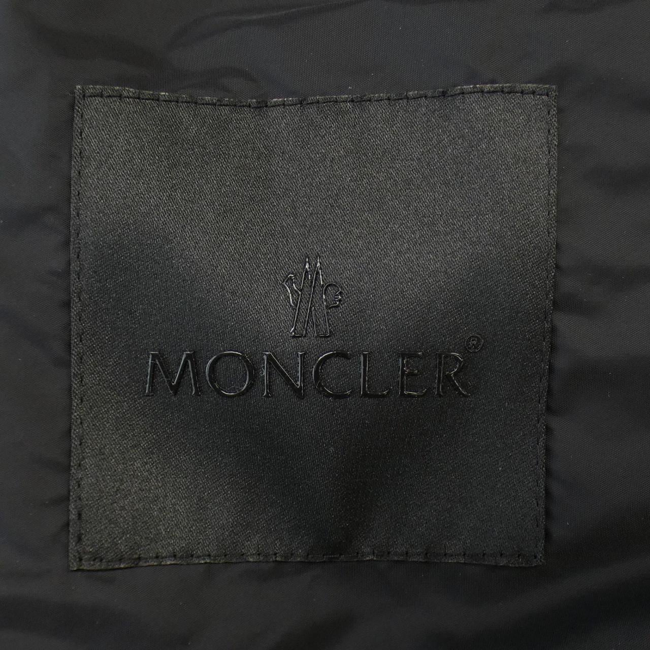 U MONCLER蒙克勒夹克