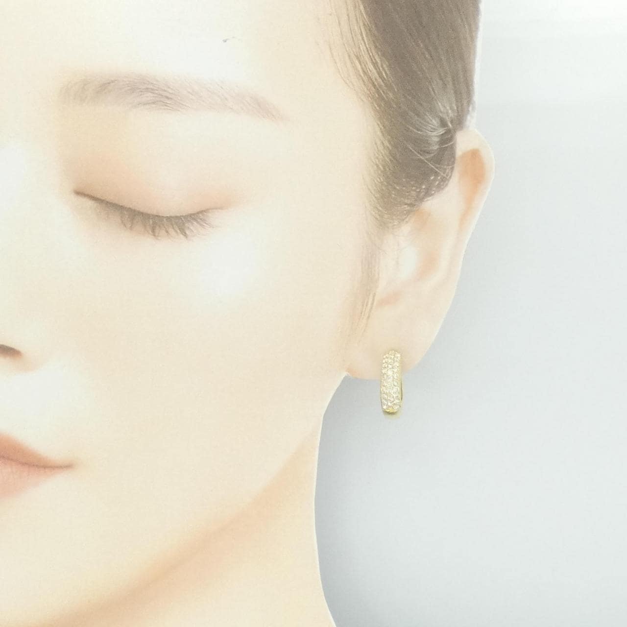 K18YG パヴェ ダイヤモンド フープ ピアス 1.00CT