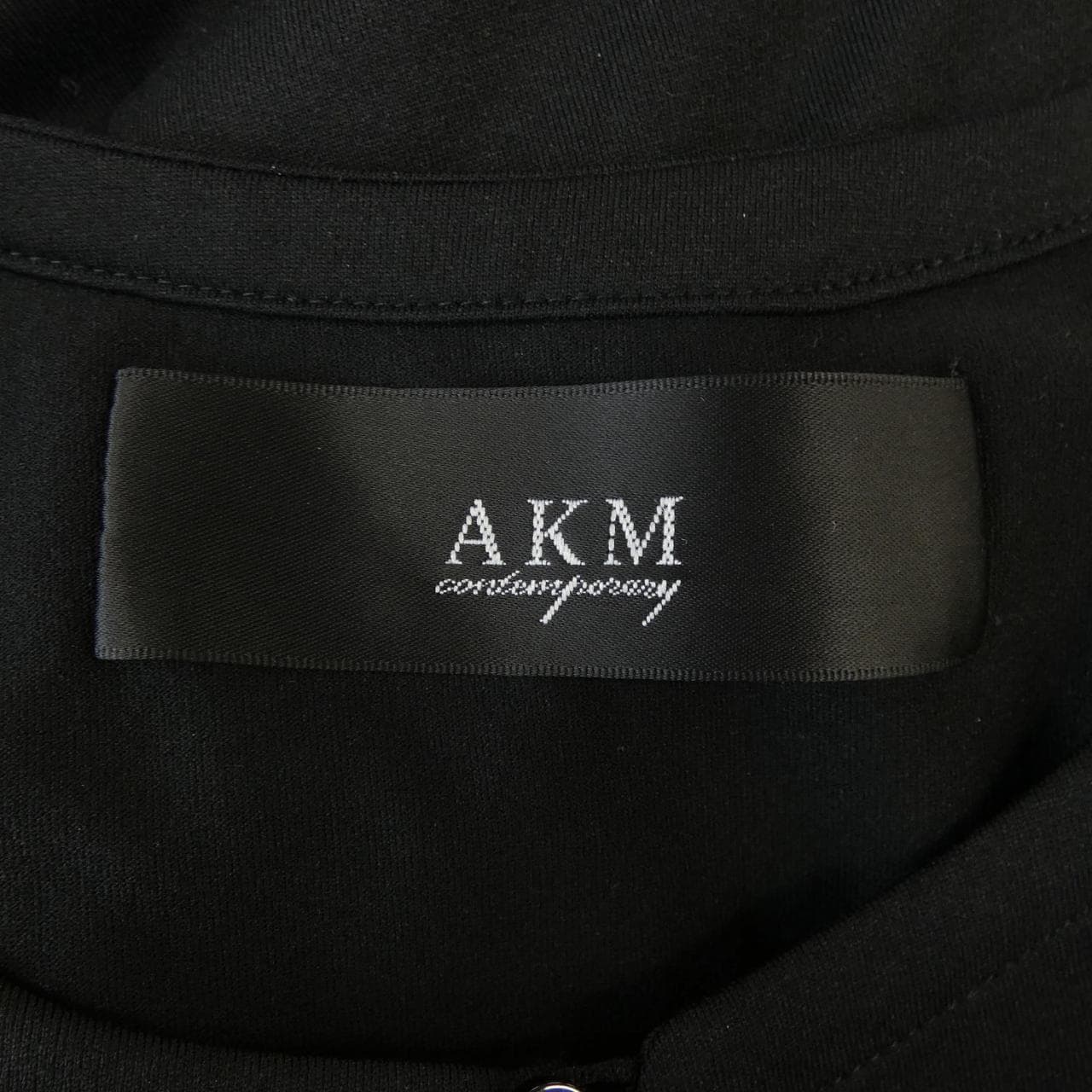 エイケイエム AKM Tシャツ
