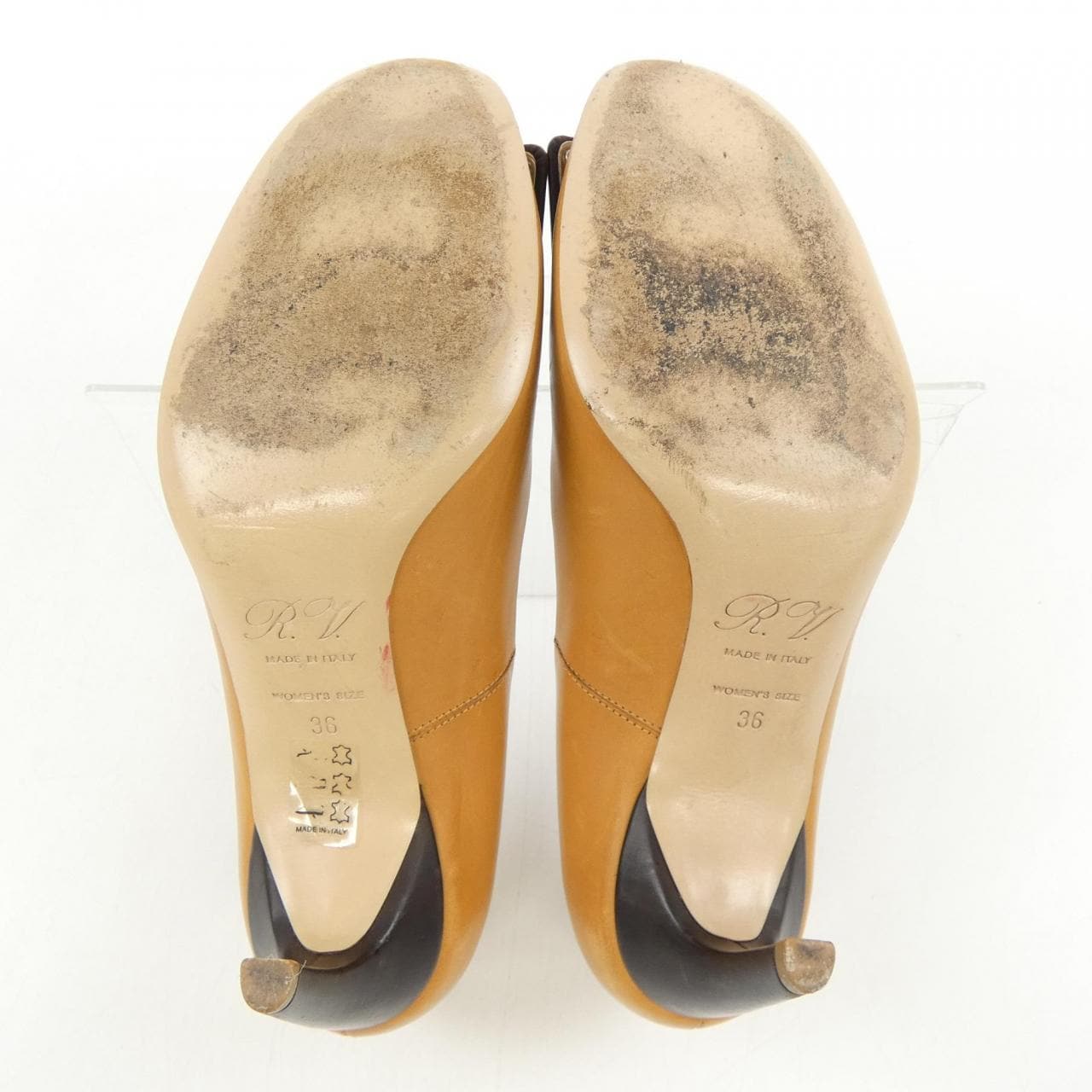 ROGER VIVIER VIVIER 泵