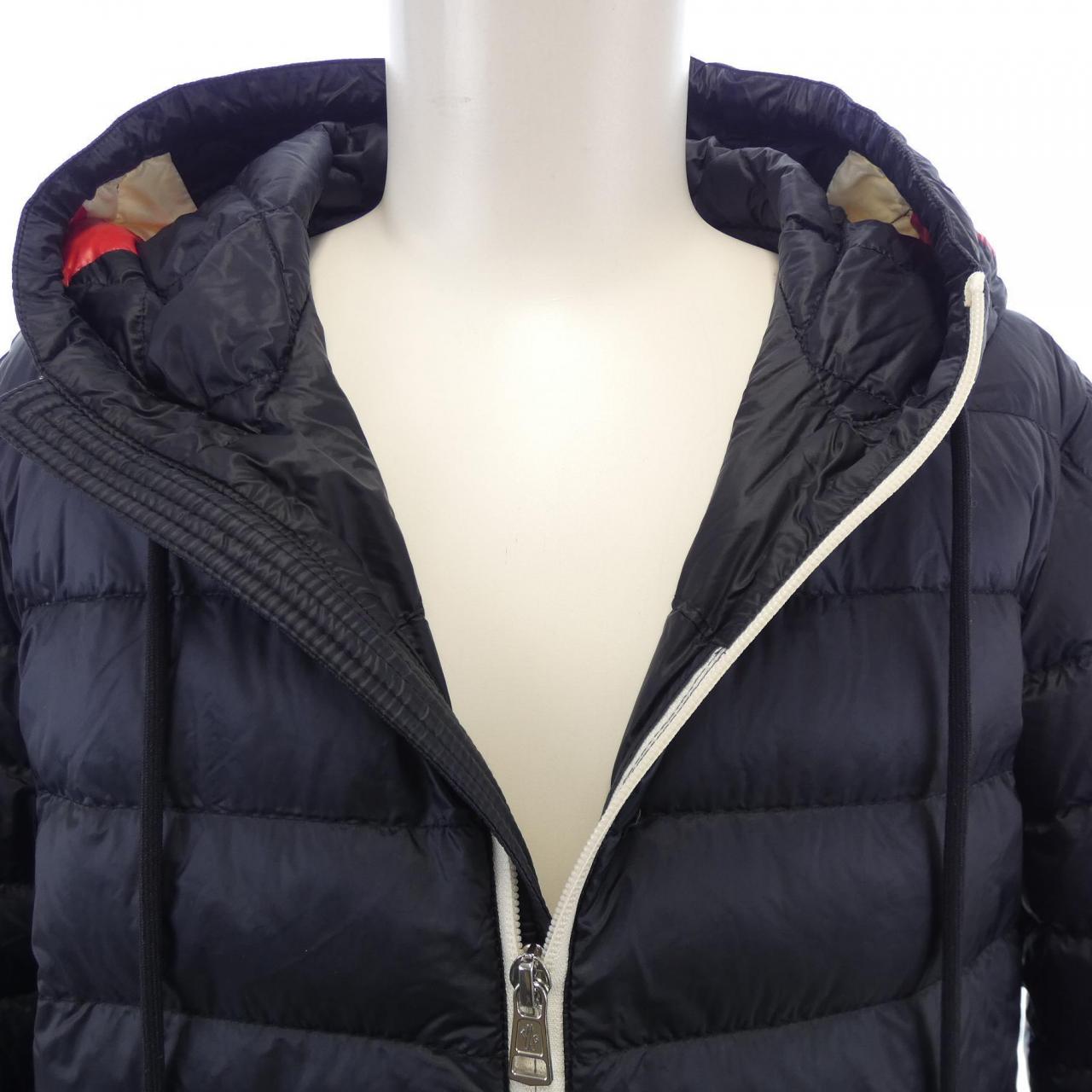 モンクレール MONCLER ダウンジャケット