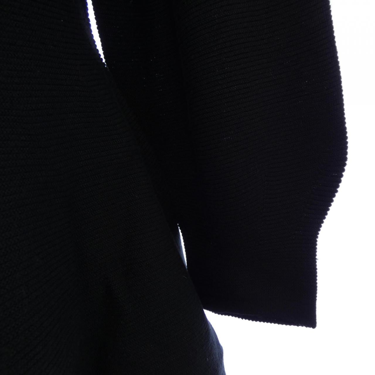 トゥービーシック TO BE CHIC ニット