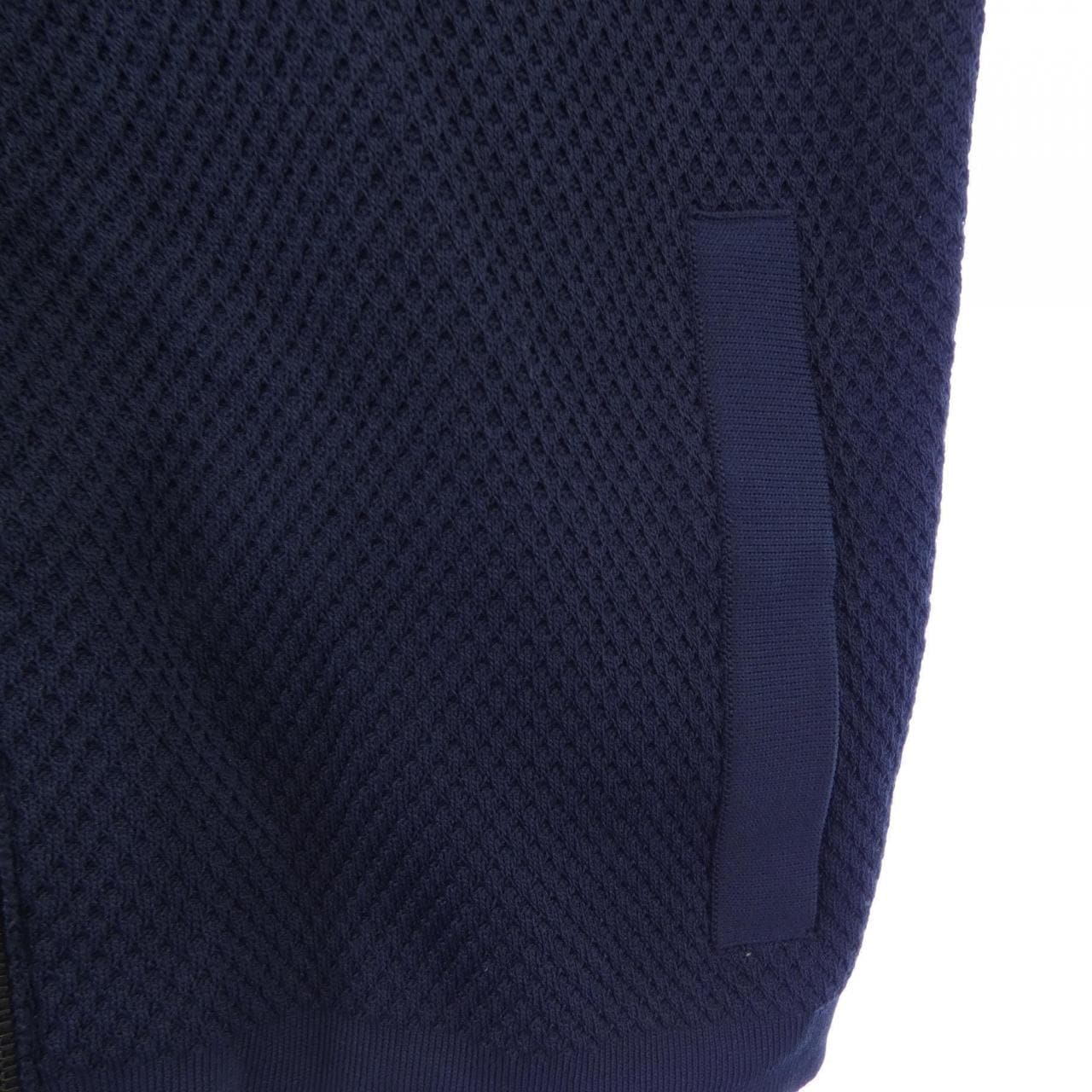 エンポリオアルマーニ EMPORIO ARMANI ベスト