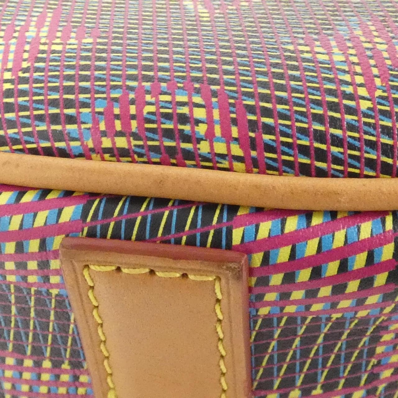 ルイヴィトン モノグラム LVポップ タンブラン M55460 ショルダーバッグ