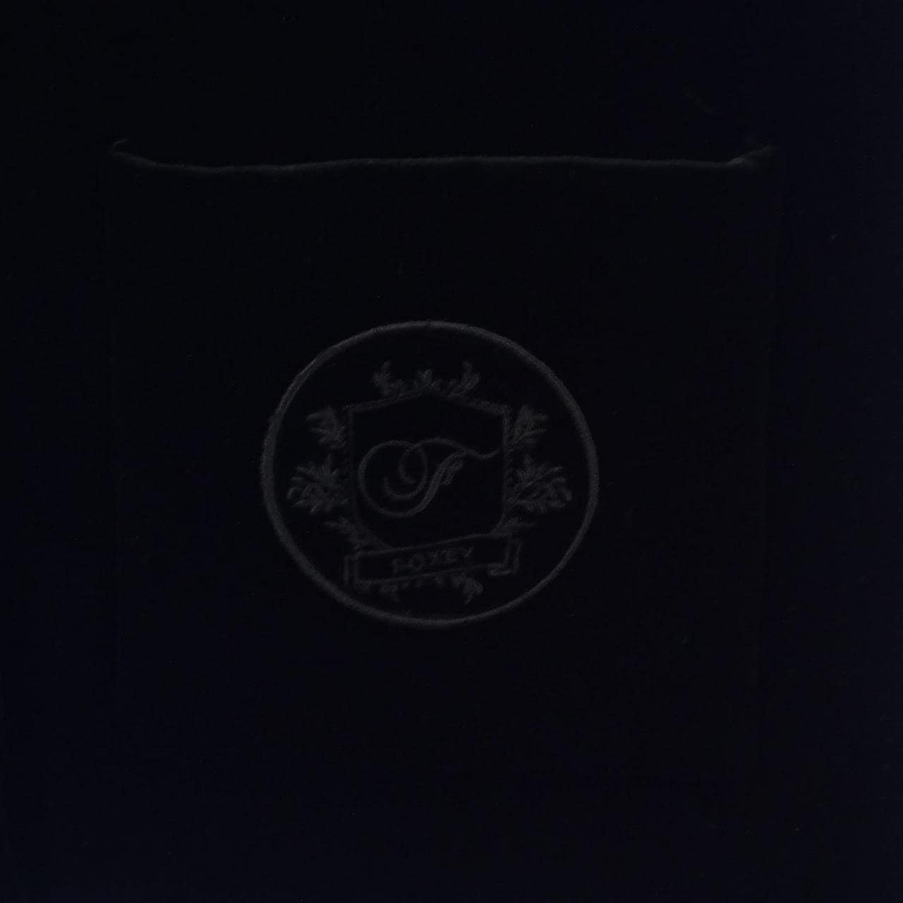 ヴェロアノワール VELOUR NOIR 43016 ベスト