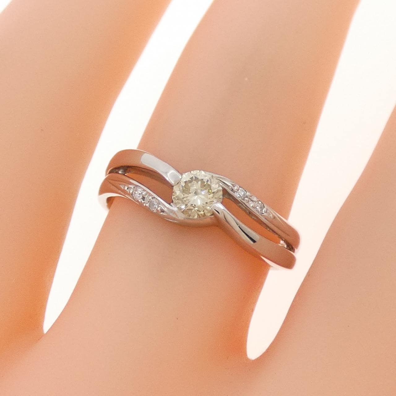 PT900 ダイヤモンド リング 0.218CT