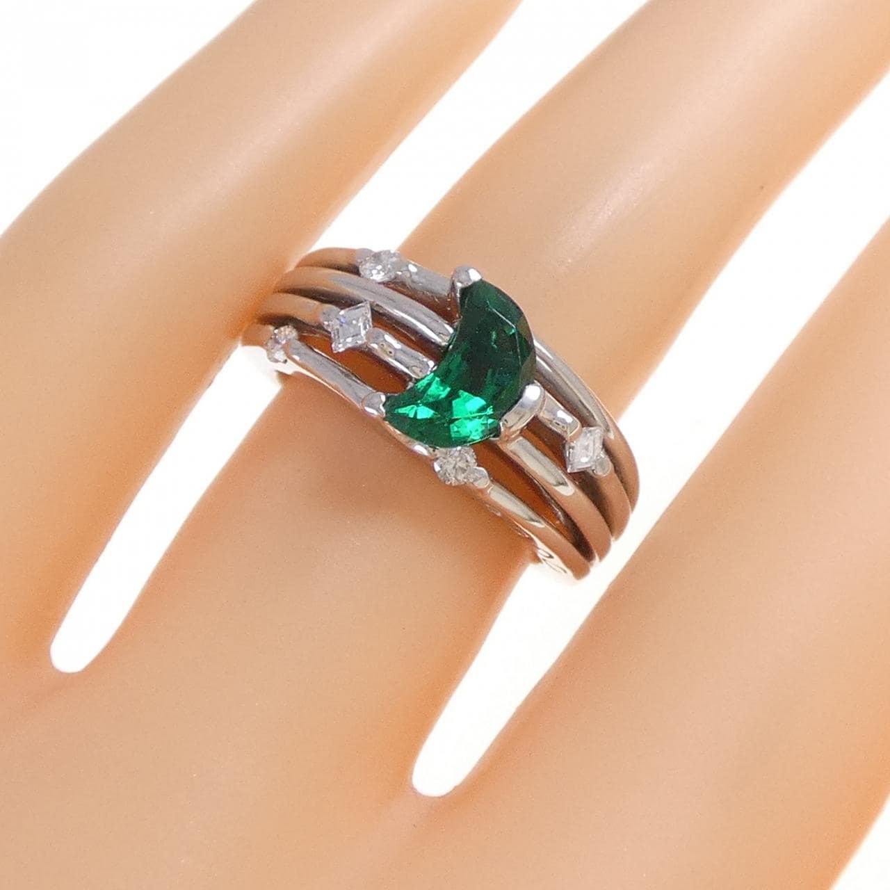 クレサンベール 合成エメラルド リング 0.76CT