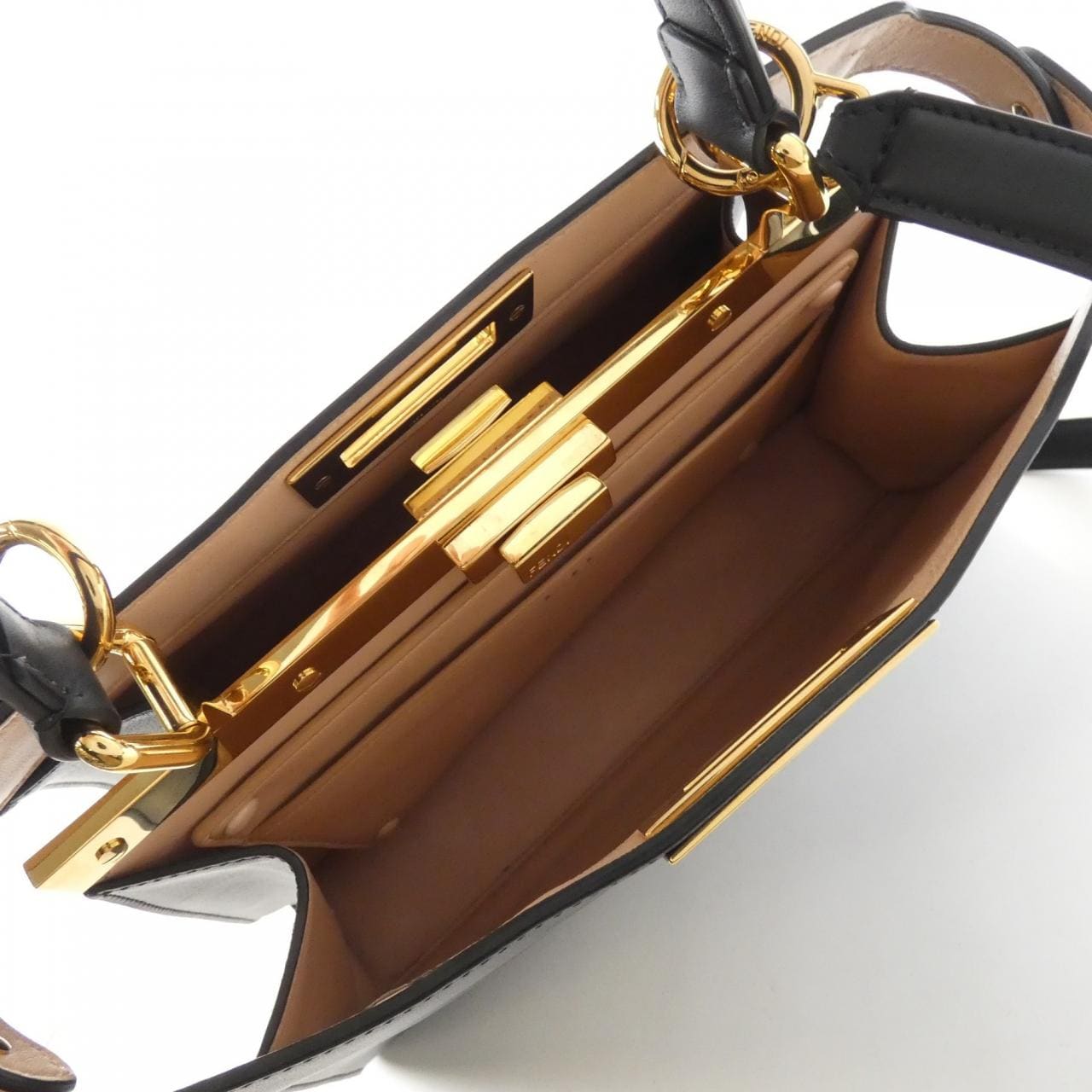 フェンディ ピーカブー アイ シー ユー ミディアム 8BN321 A6V3 バッグ