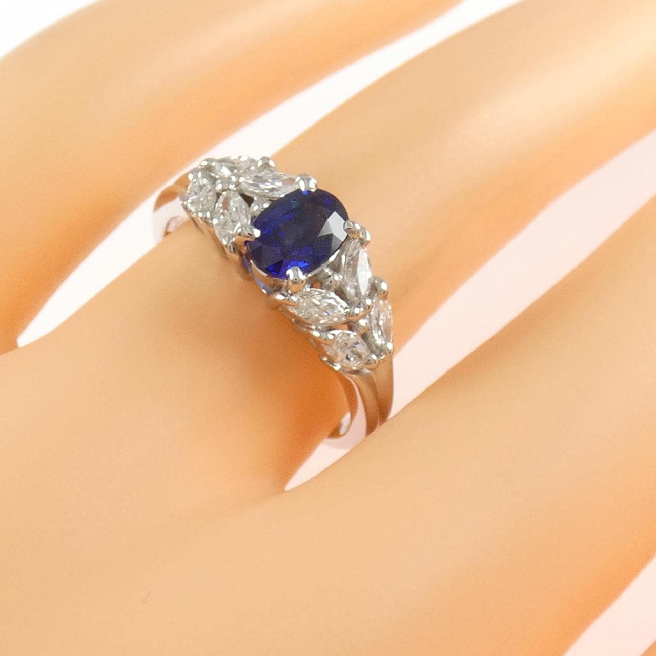 PT900 サファイヤ リング 0.80CT