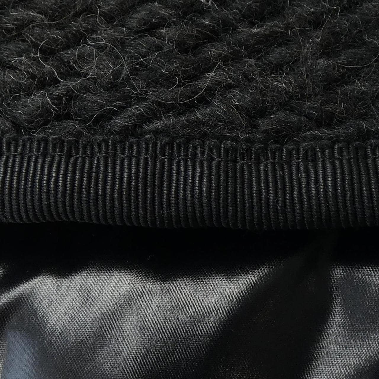 モンクレール MONCLER ダウンジャケット