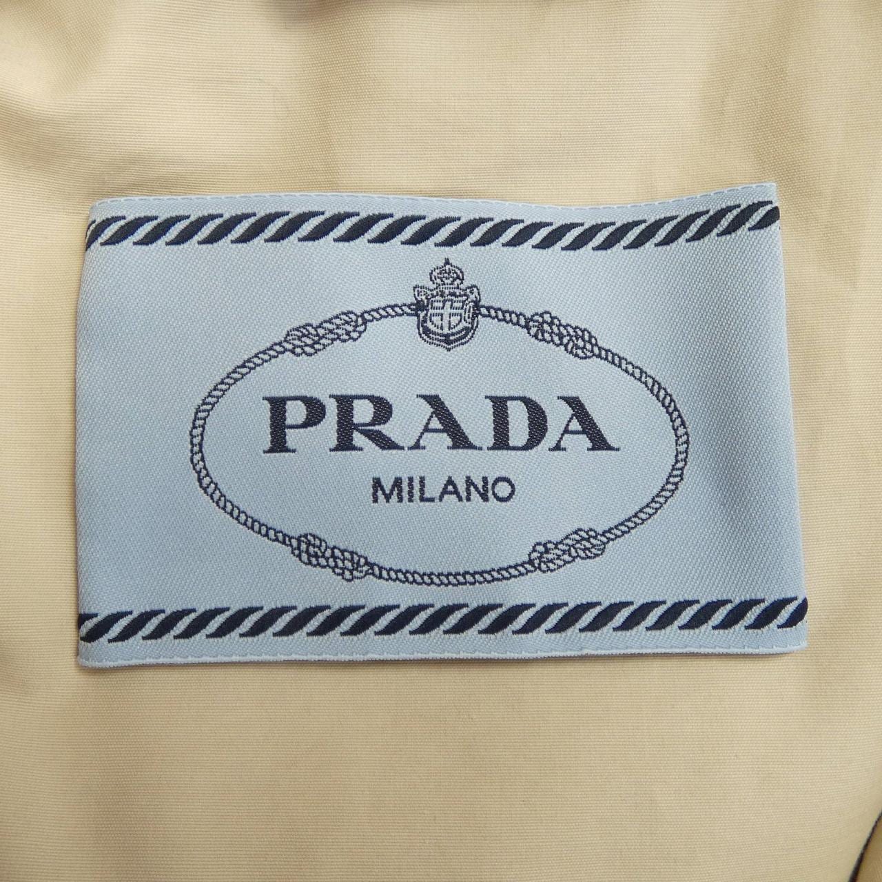 プラダ PRADA 29X131S232 ダウンベスト