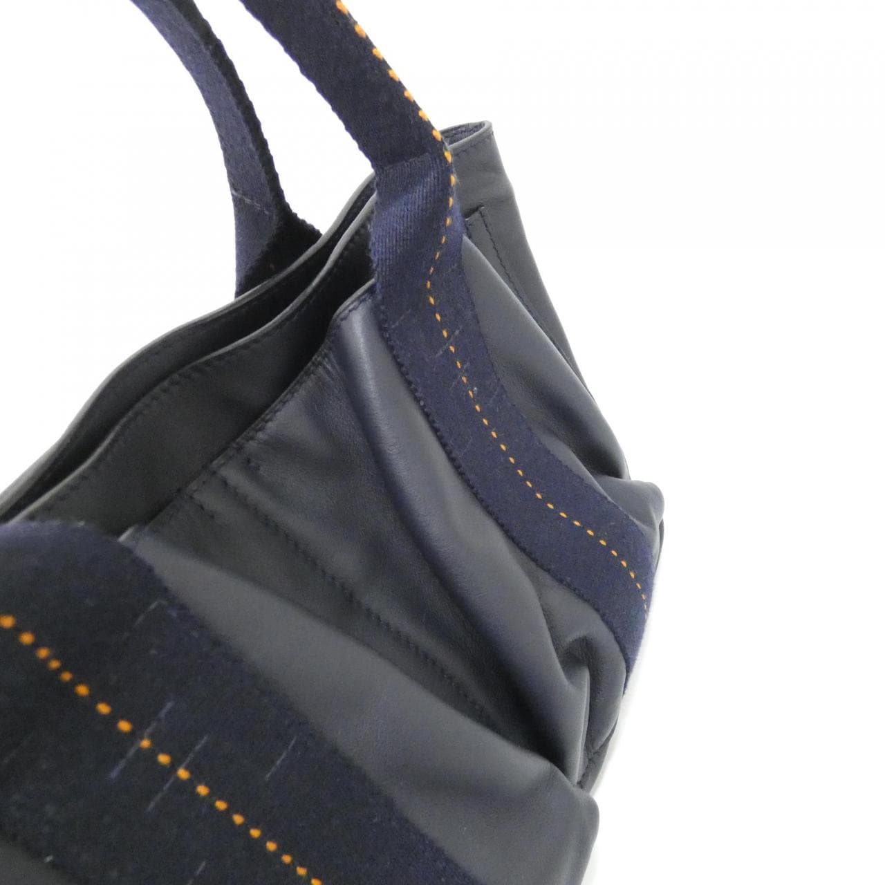 エルメス キャラバン ホリゾンタル PM 049020CK バッグ