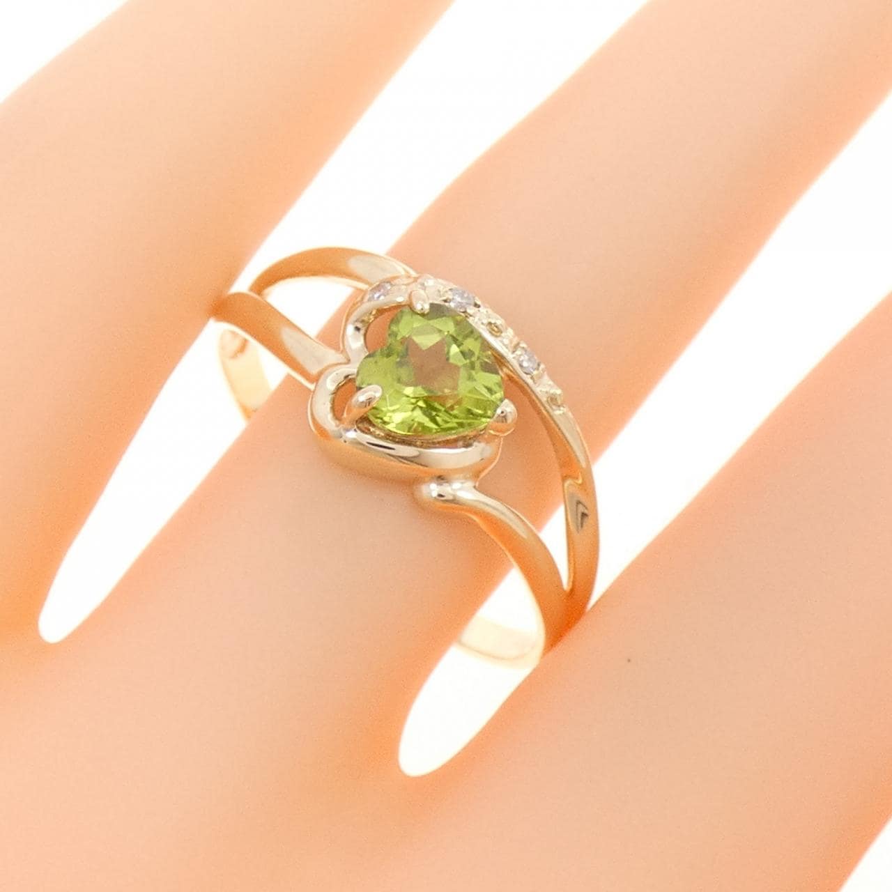 K10YG ハート ペリドット リング