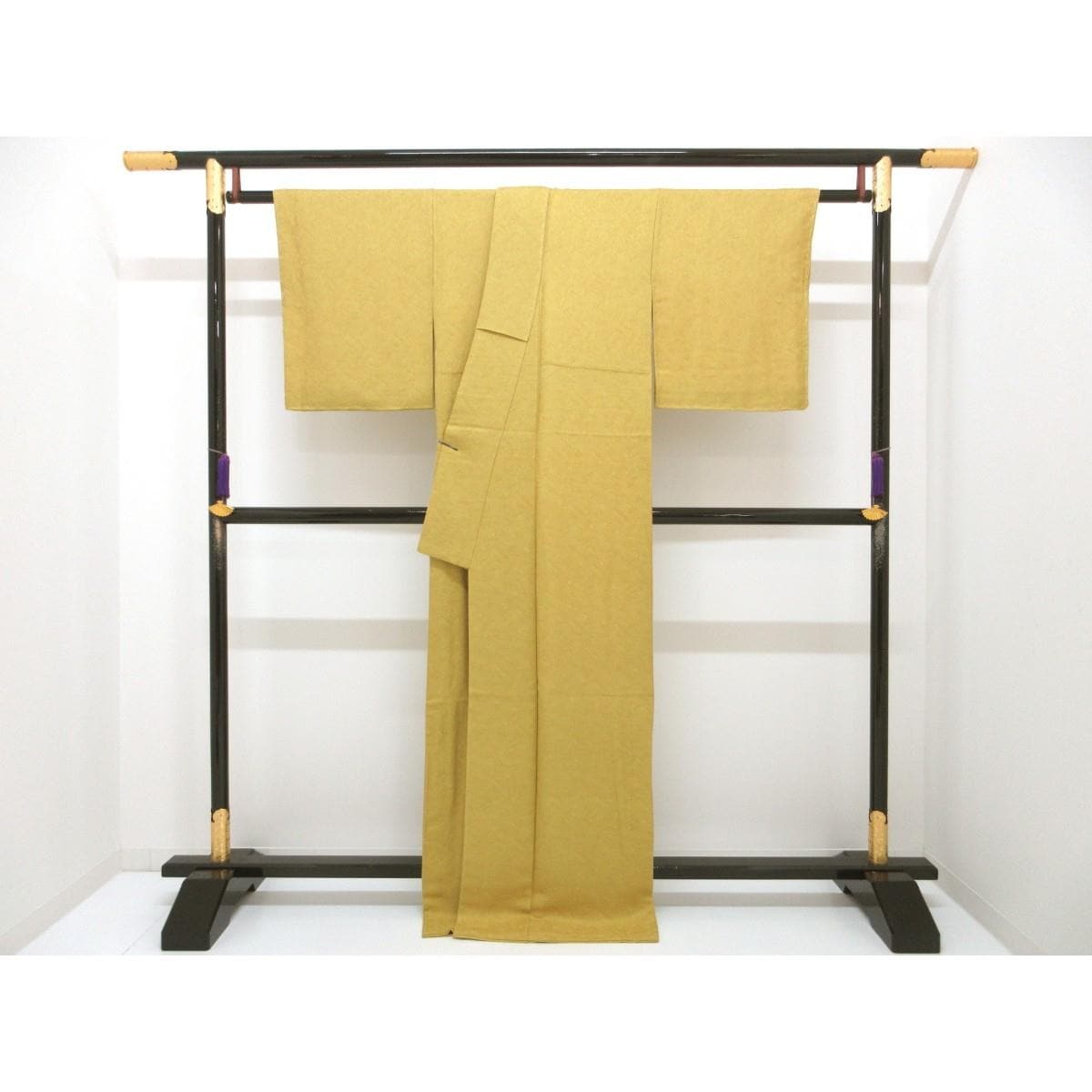 【未使用品】色無地　丸に下り藤　身幅Ｌ寸