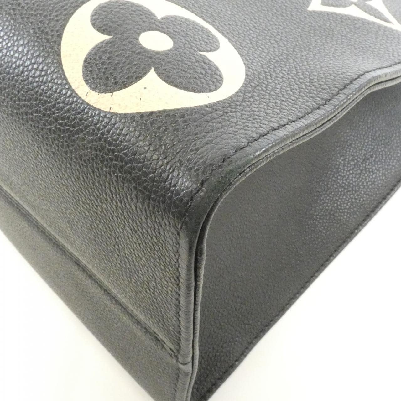 ルイヴィトン バイカラー モノグラム アンプラント オンザゴー MM M45495 バッグ