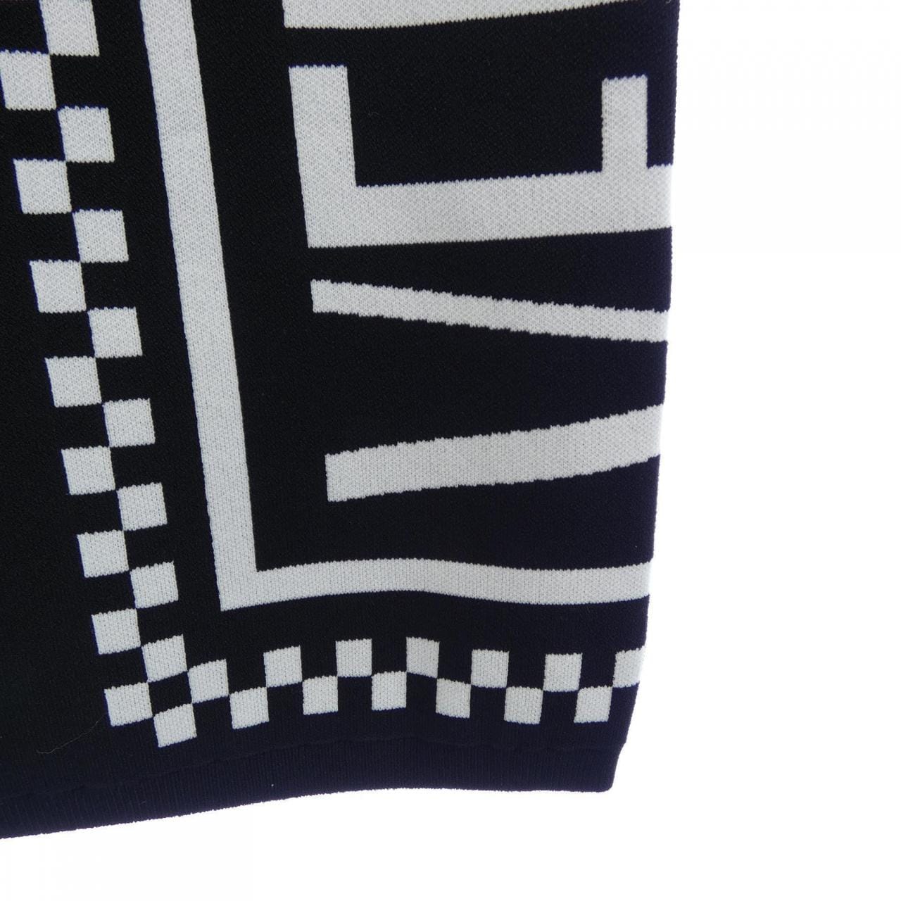 ヴェルサーチェ VERSACE A83291 スカート