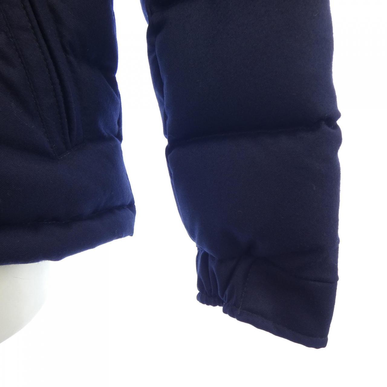 モンクレール MONCLER ダウンジャケット