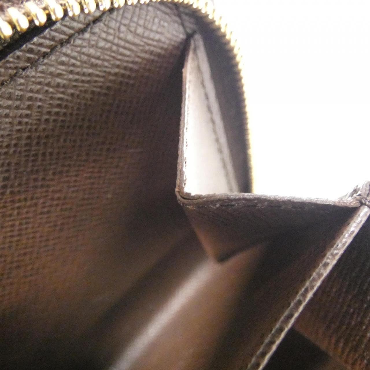 ルイヴィトン ダミエ コンパクト ジップ N61668 財布