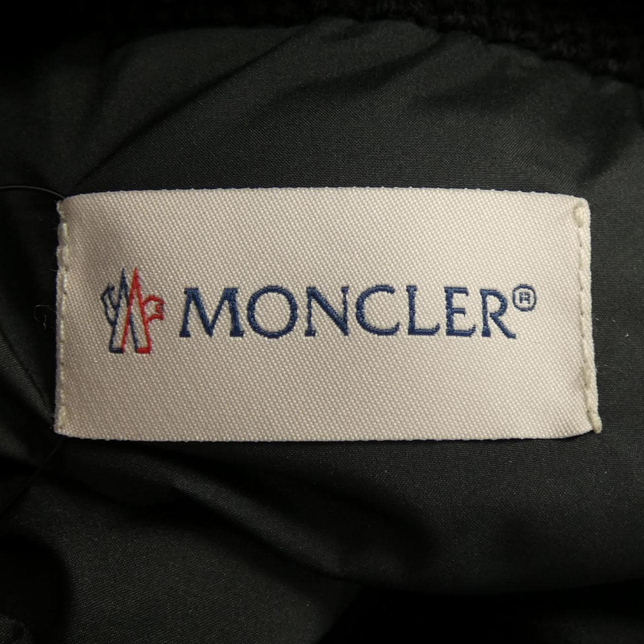 【新品】モンクレール MONCLER 20939B00035 ダウンジャケット