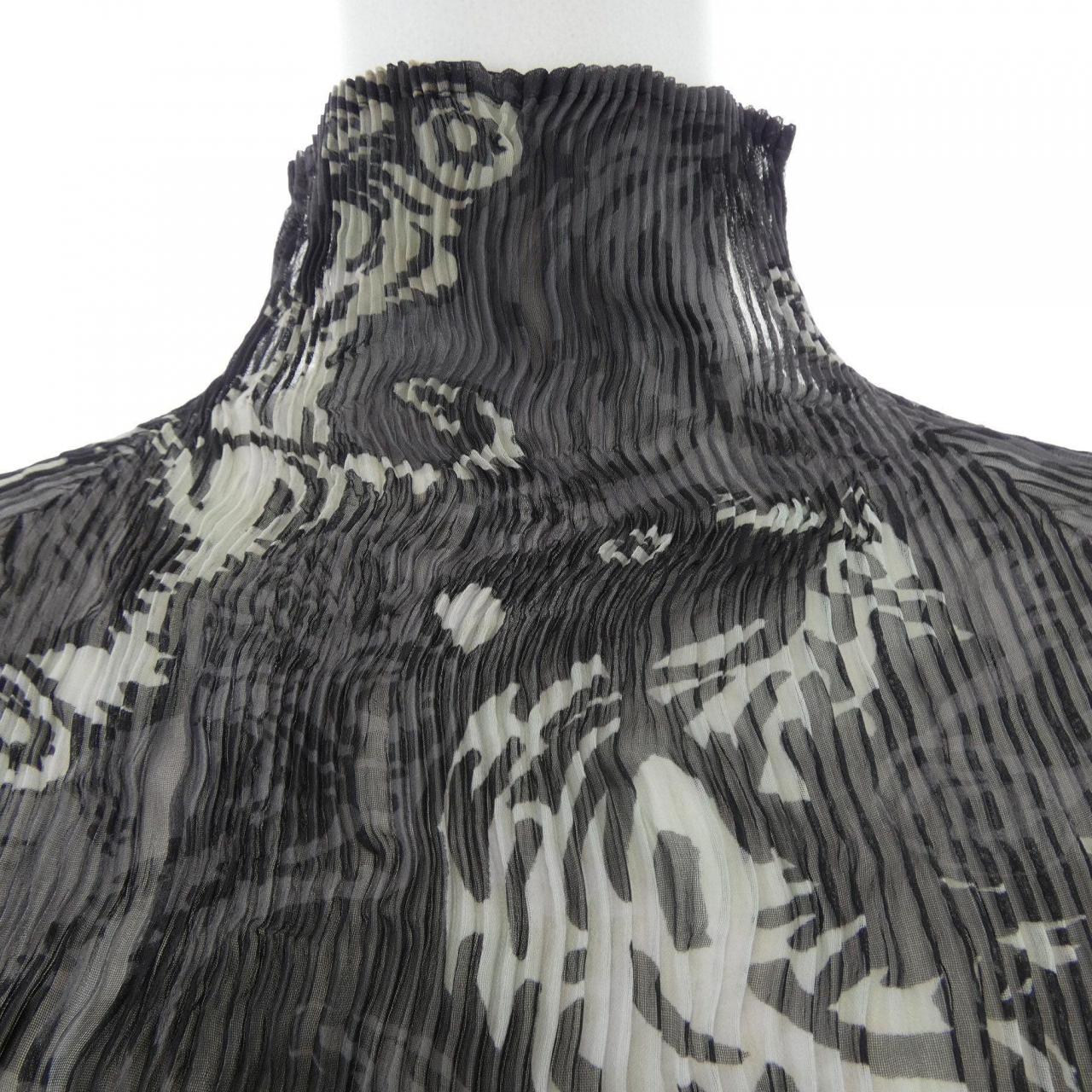 ISSEY MIYAKE FETE IF72FJ267 トップス