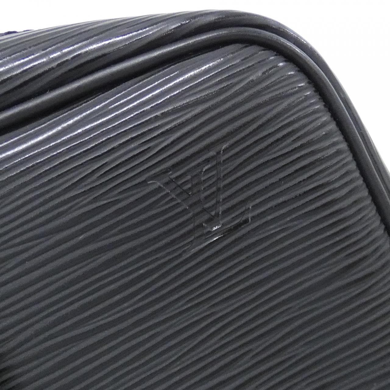 ルイヴィトン エピ ヴィヴィエンヌ MM M59122 バッグ