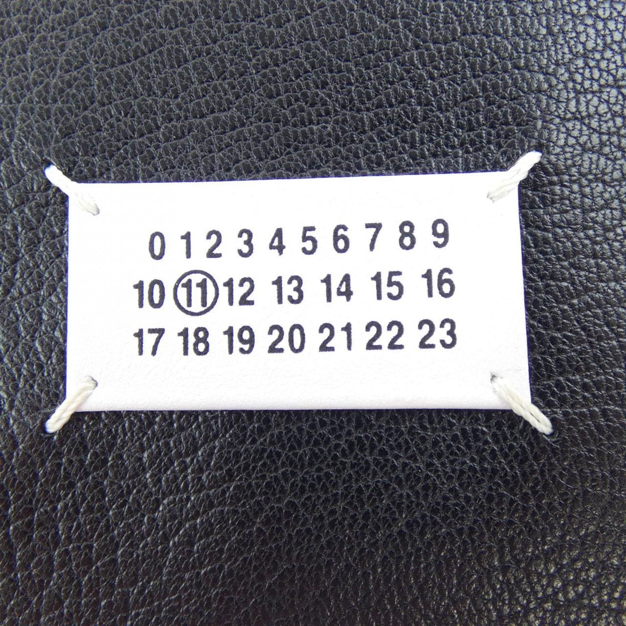 メゾンマルジェラ Maison Margiela S56UI0205 WALLET