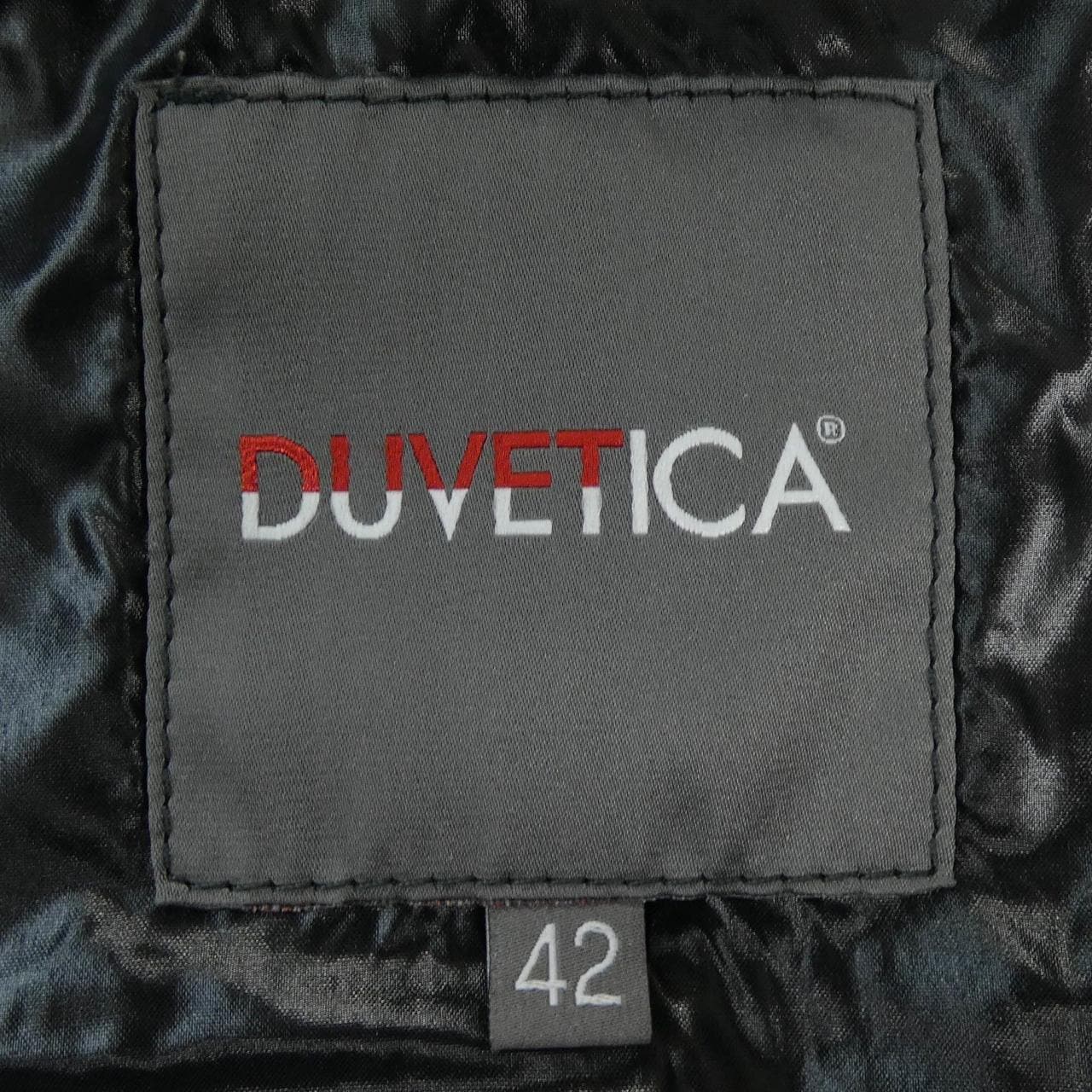 デュベティカ DUVETICA ACEOUATTRO ダウンジャケット