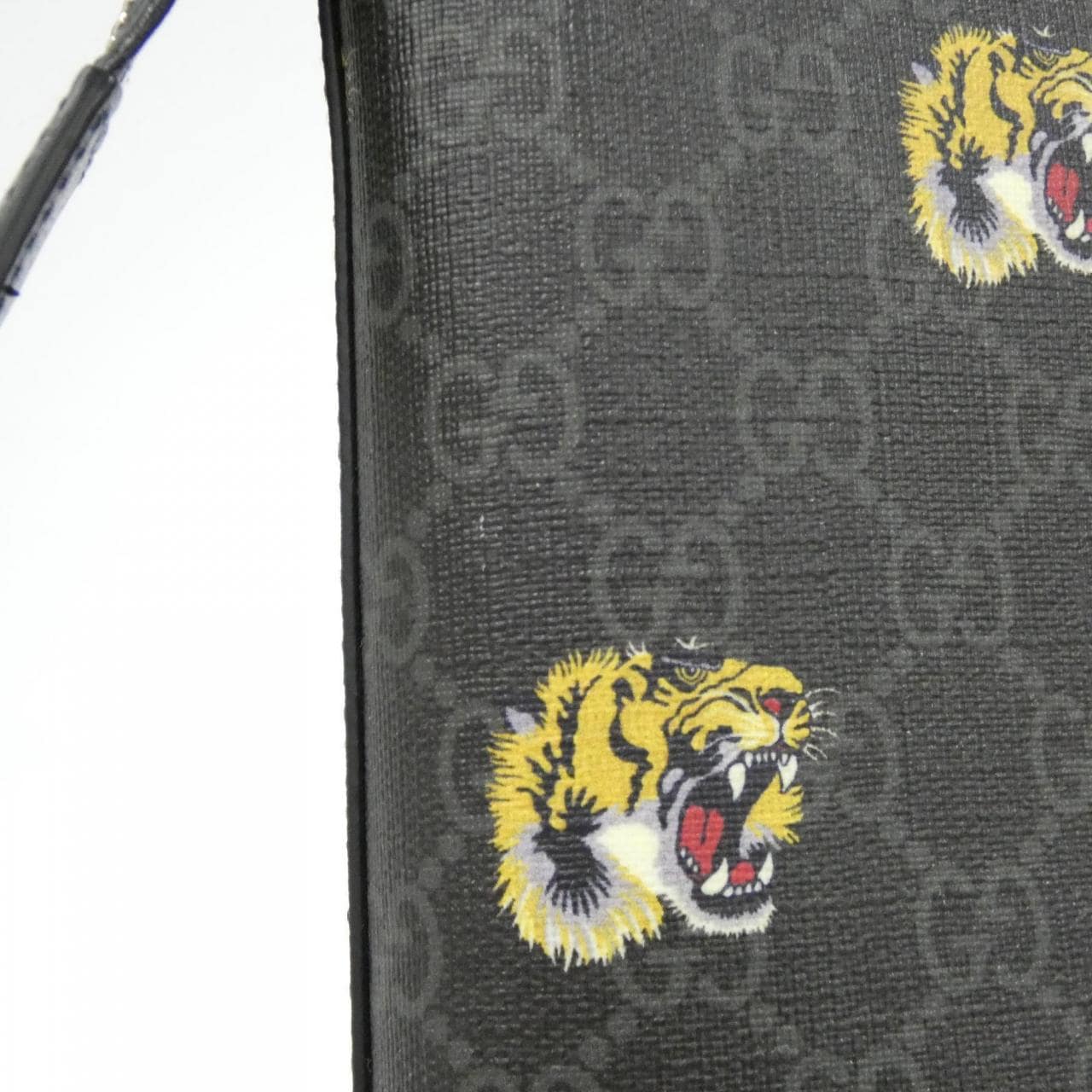 グッチ 709057 UXVAF バッグ